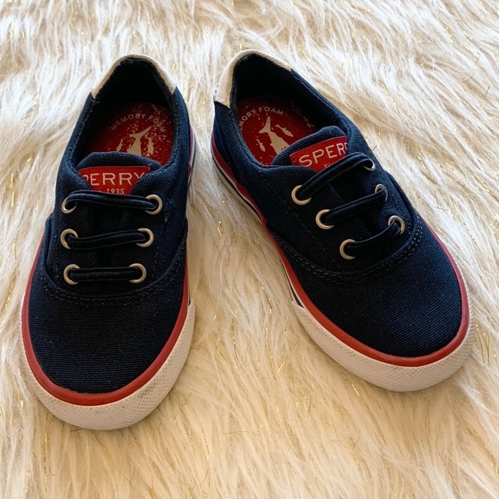 SPERRY striper II. Jr canvas shoes